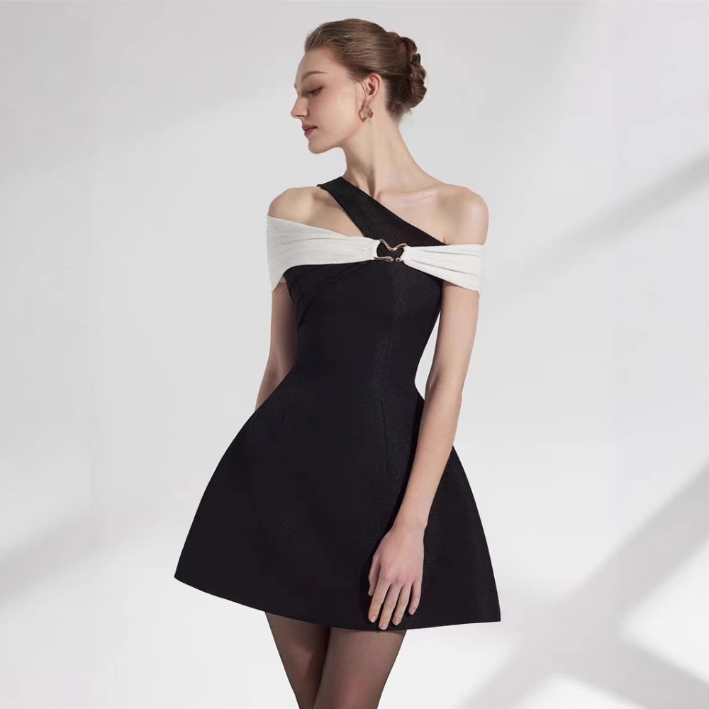 Elegant temperament T-back pinched waist niche dress