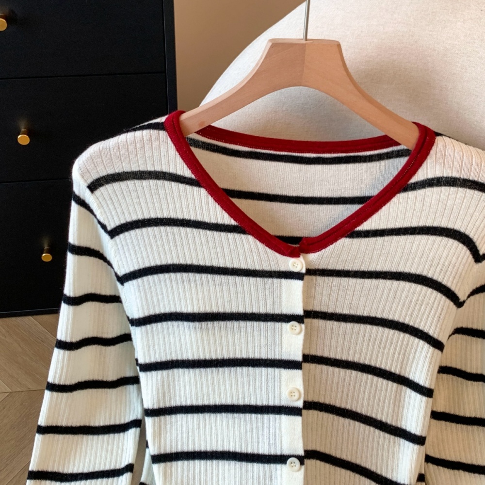 Knitted autumn tops niche simple bottoming shirt