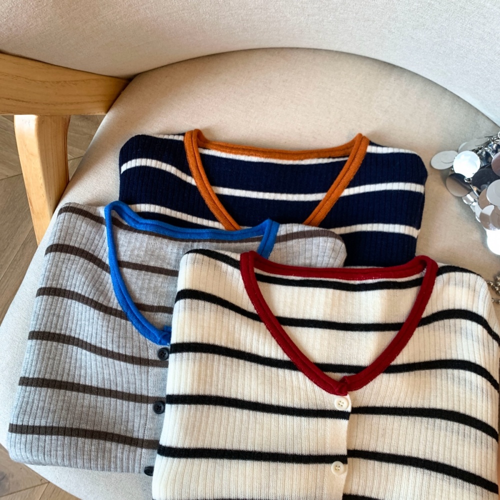 Knitted autumn tops niche simple bottoming shirt