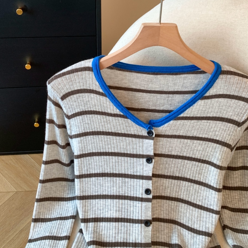 Knitted autumn tops niche simple bottoming shirt