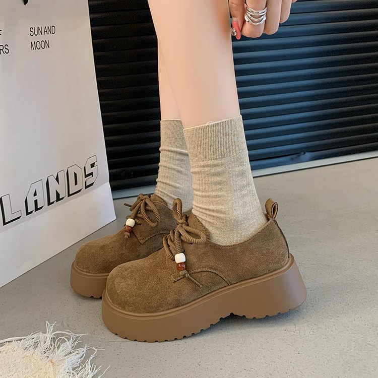 Thick crust broadcloth frenum autumn beads shoes