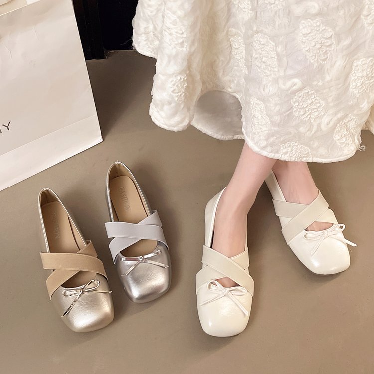 Low bow sweet France style retro shoes for women