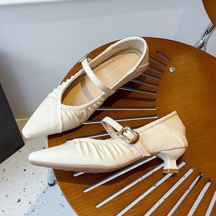 France style pointed shoes retro high-heeled shoes