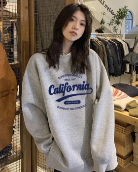 Round neck thin hoodie for women