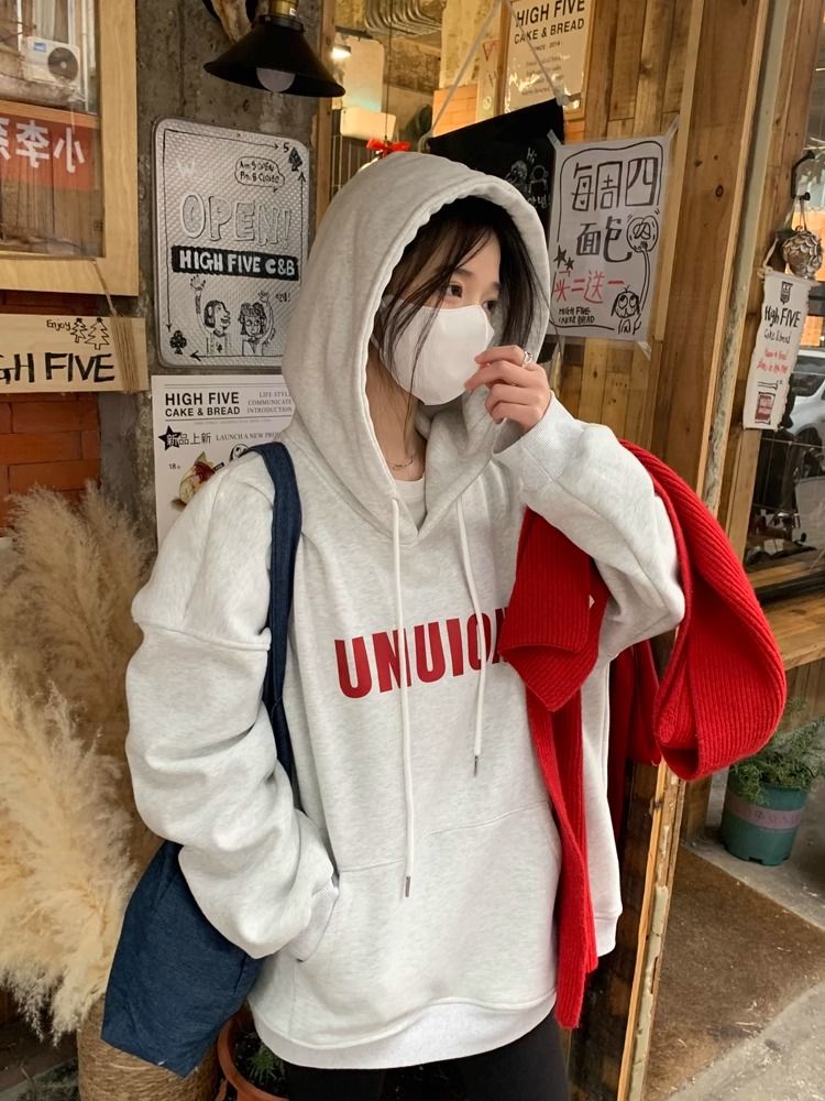 Complex hooded autumn hoodie for women