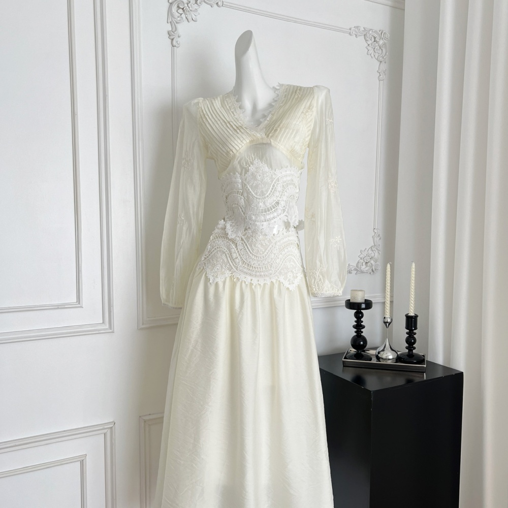 V-neck small shirt lace tops a set