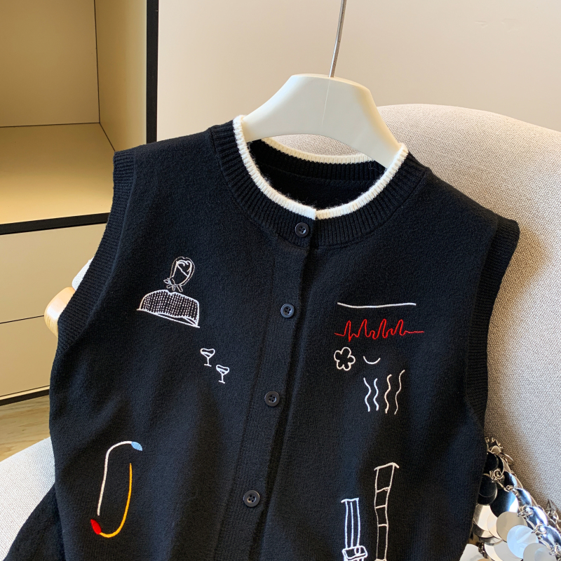 Sleeveless niche waistcoat embroidery cardigan