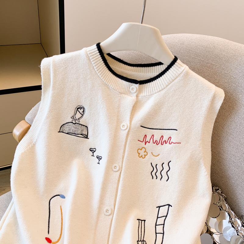 Sleeveless niche waistcoat embroidery cardigan