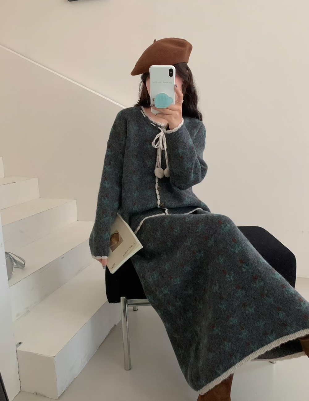 Retro fashionable sweater frenum skirt a set