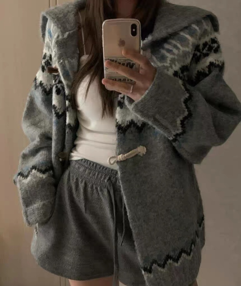 Jacquard loose coat large lapel mixed colors sweater