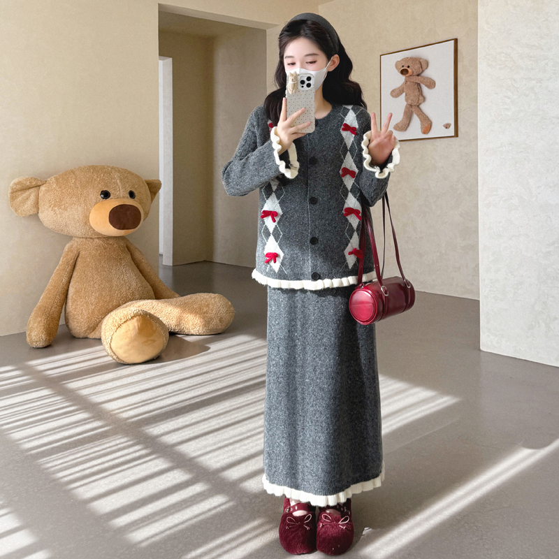 Fashion slim tops bow show young skirt a set