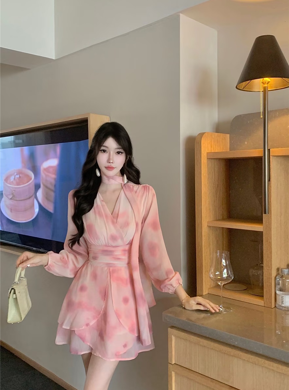 Long sleeve spring and autumn blooming lady V-neck dress