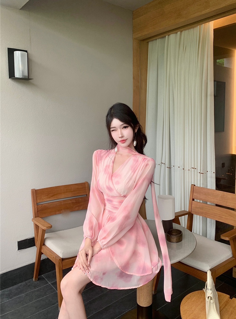 Long sleeve spring and autumn blooming lady V-neck dress