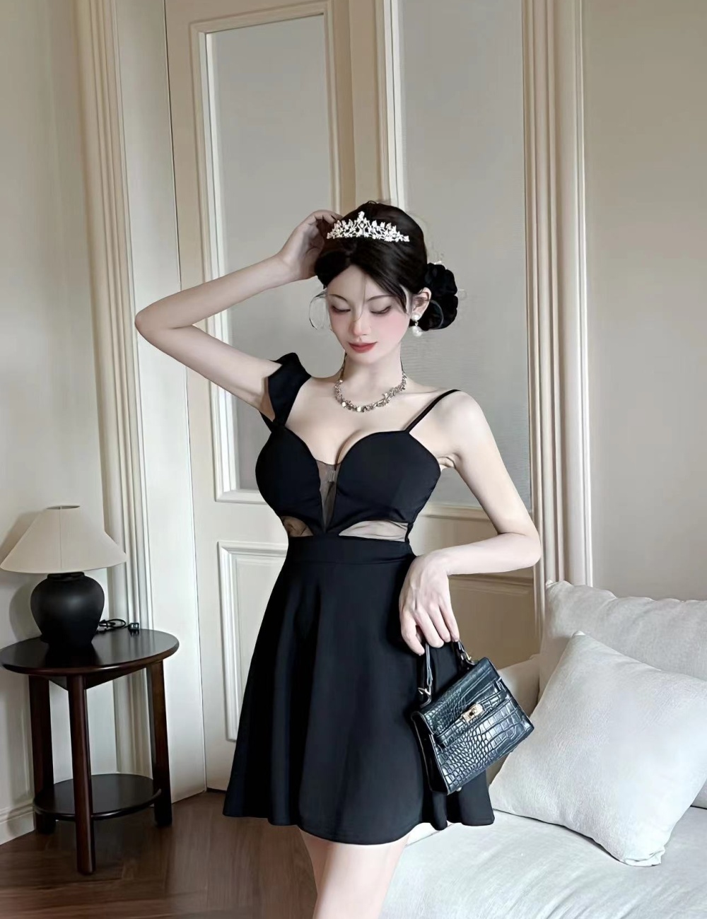 Temperament hollow low-cut sexy sling dress