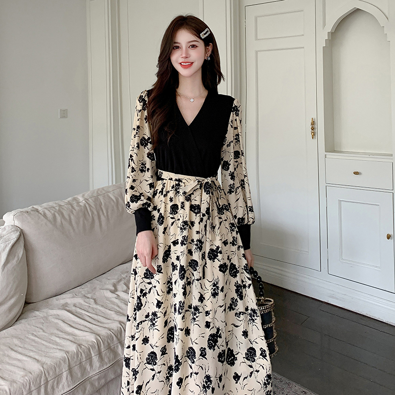 Bottoming Pseudo-two V-neck slim printing long dress
