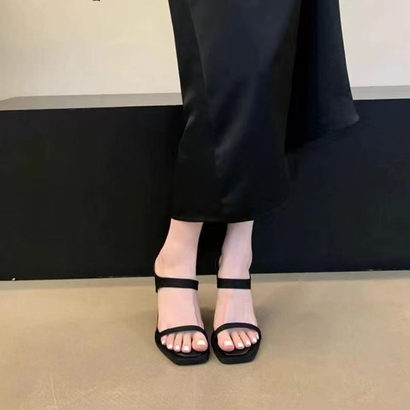 High-heeled black sandals niche fine-root high-heeled shoes