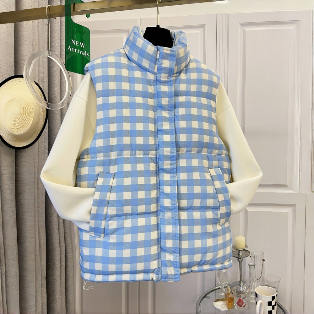 Large yard vest strawberries coat for women