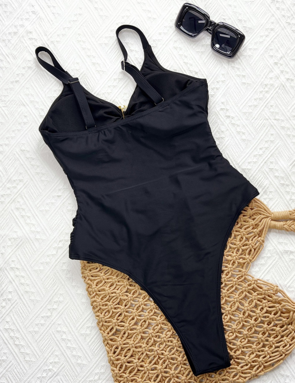 Conjoined pure spa vacation swimwear for women