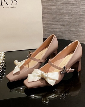 Square head France style high-heeled shoes pearl shoes