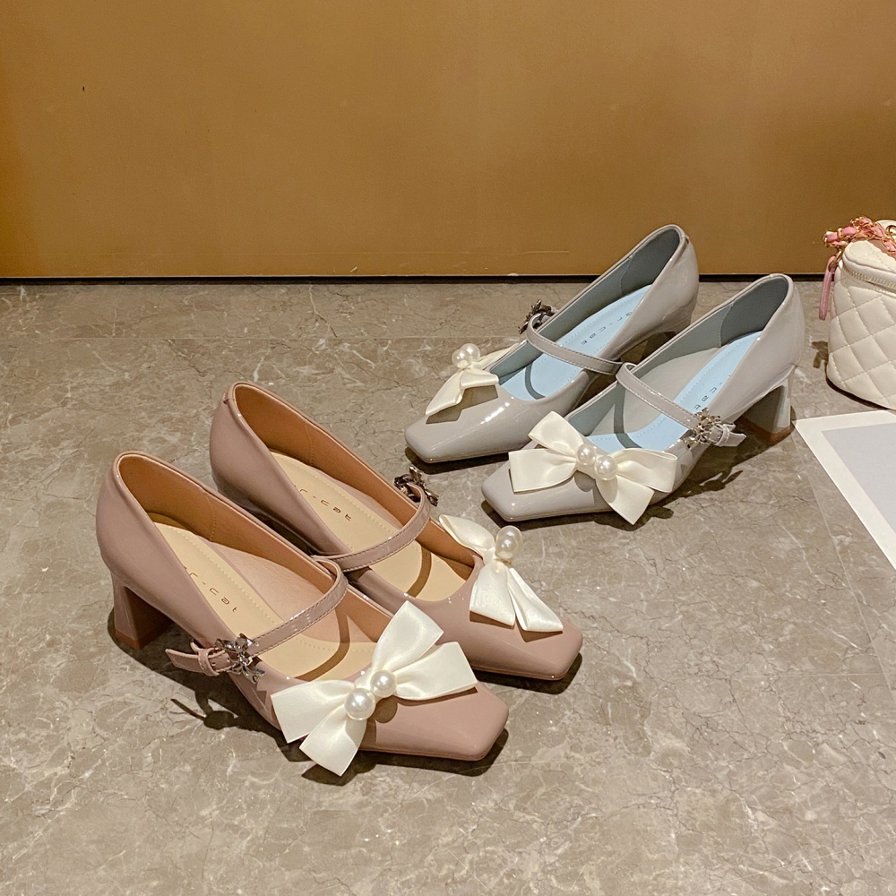 Square head France style high-heeled shoes pearl shoes