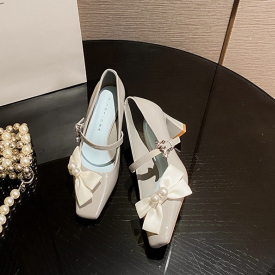Square head France style high-heeled shoes pearl shoes