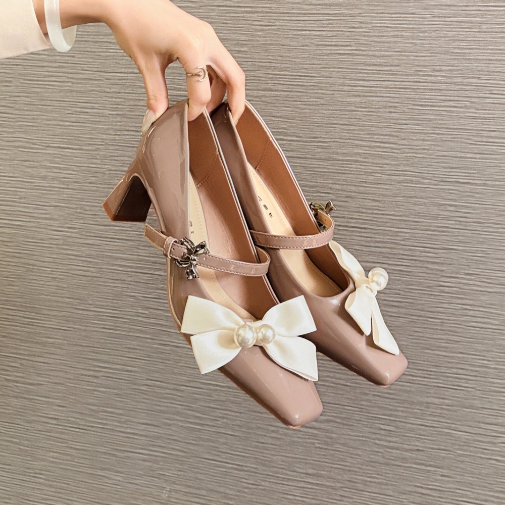Square head France style high-heeled shoes pearl shoes