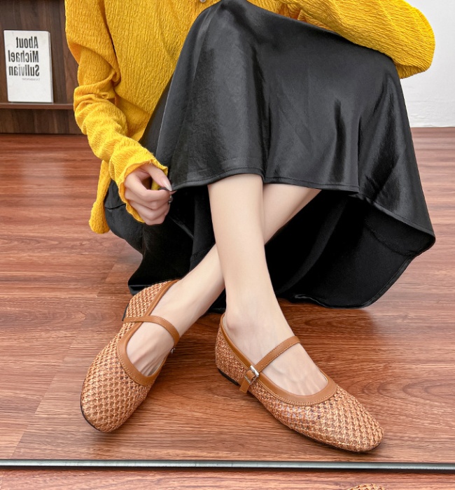 Soft soles hollow weave temperament autumn shoes for women