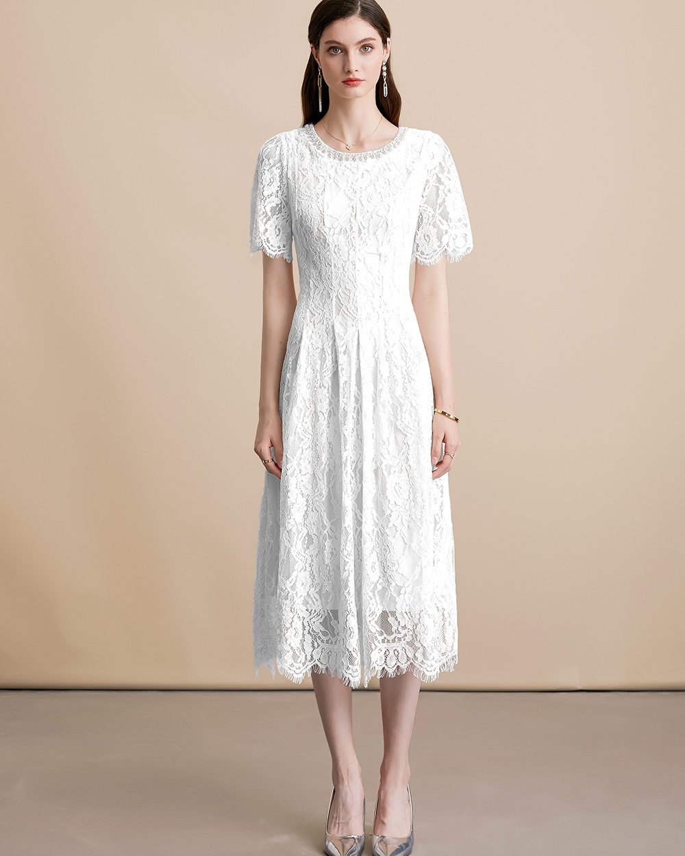 Short sleeve diamond pearl round neck white dress
