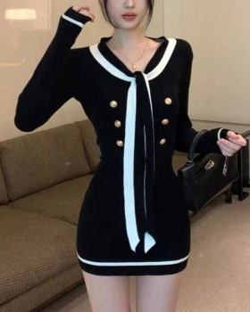 V-neck dress France style T-back for women