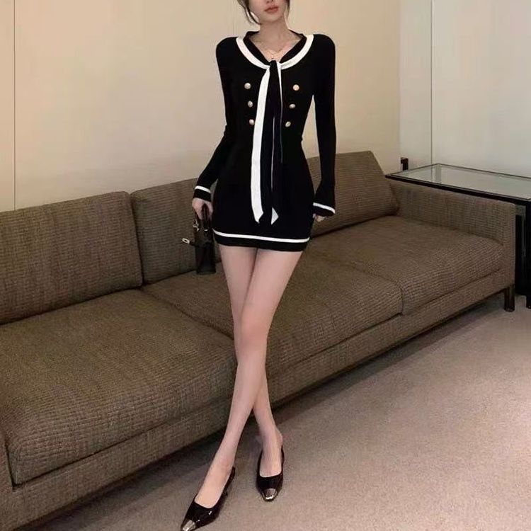 V-neck dress France style T-back for women