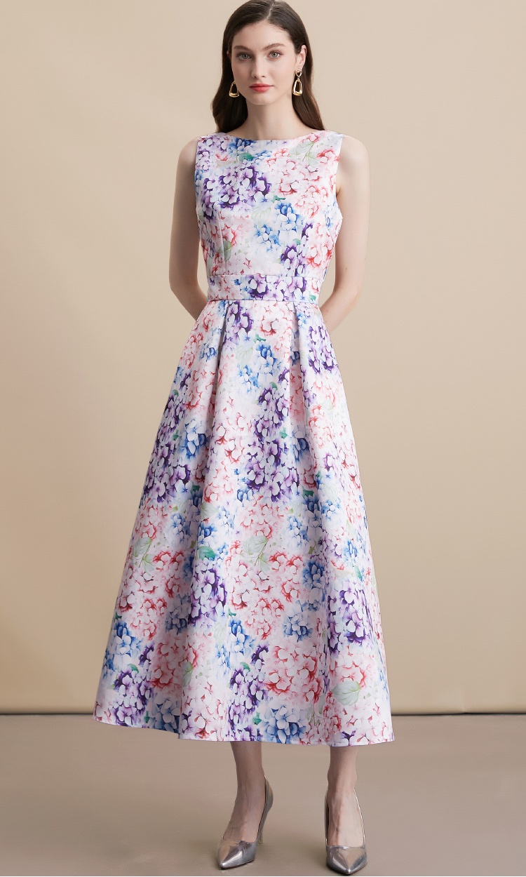 Clipping stereoscopic pinched waist sleeveless dress