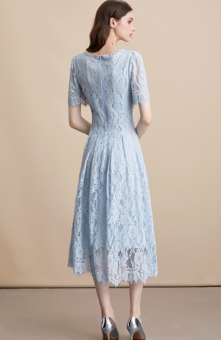 Lace round neck short sleeve pearl sky-blue diamond dress