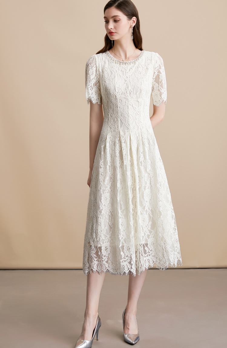 Lace apricot round neck diamond pearl dress