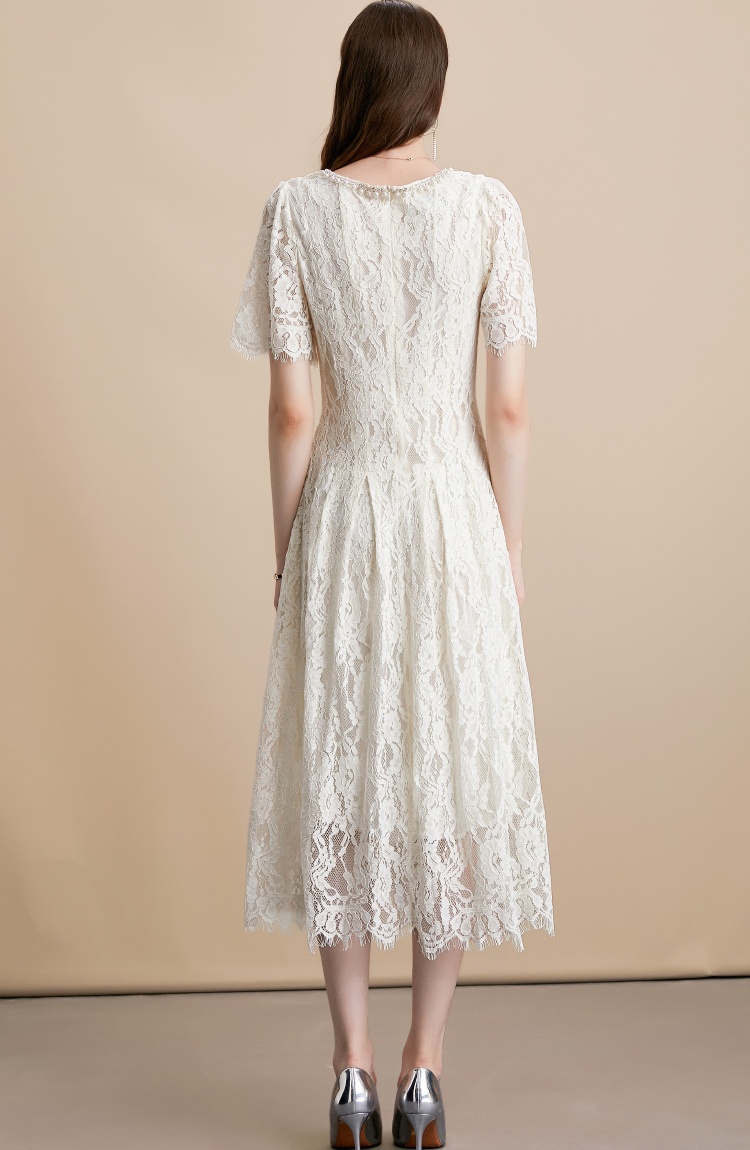 Lace apricot round neck diamond pearl dress