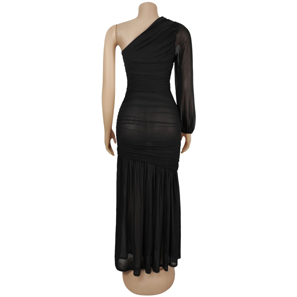 Sloping shoulder sexy gauze European style dress for women