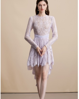 Skirt hem inside the ride sling irregular lace dress