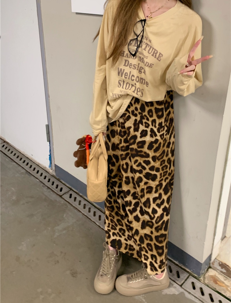 Casual minimalist T-shirt letters leopard skirt a set for women