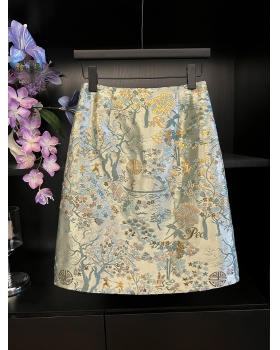 Spring and autumn high waist slim short embroidery skirt