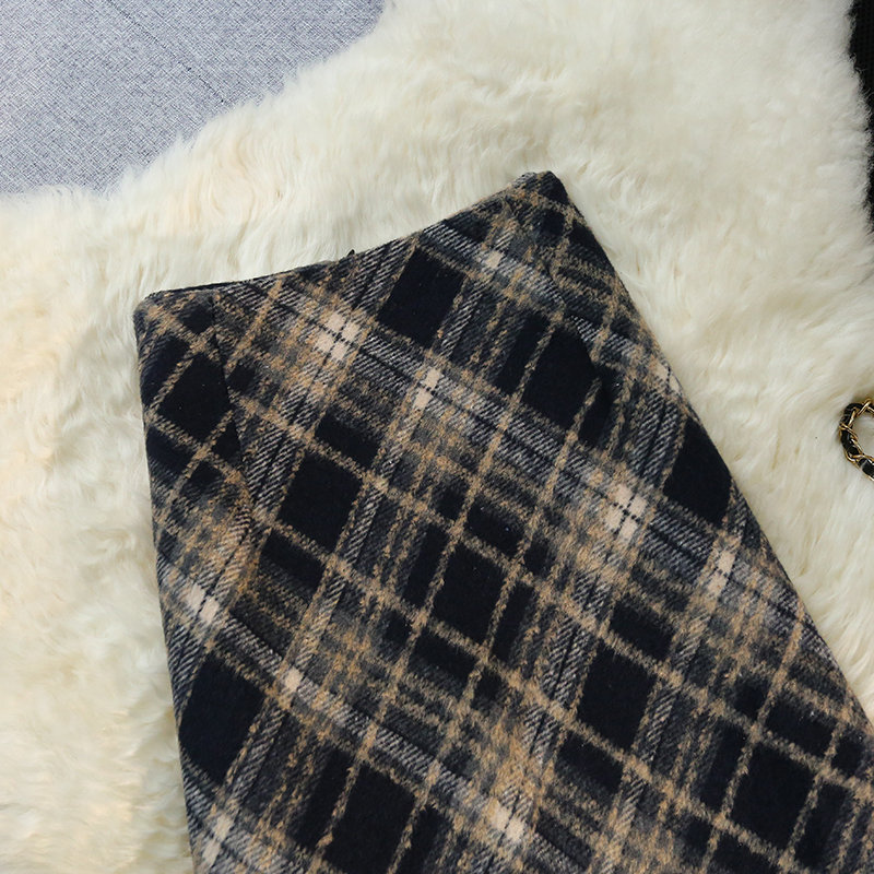 Plaid spring and autumn skirt woolen short skirt