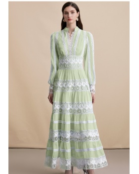 Embroidery V-neck splice pinched waist lace big skirt dress