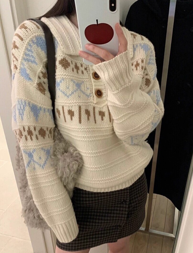Jacquard tops inside the ride sweater for women