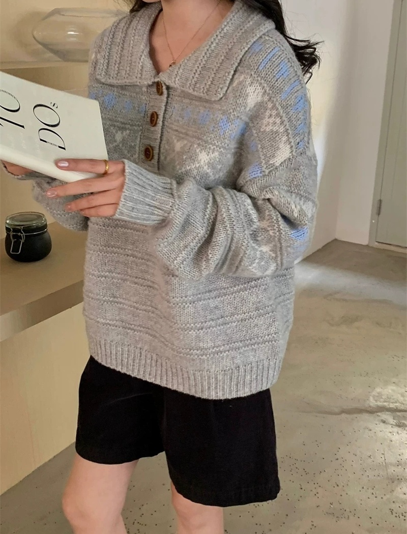Jacquard tops inside the ride sweater for women