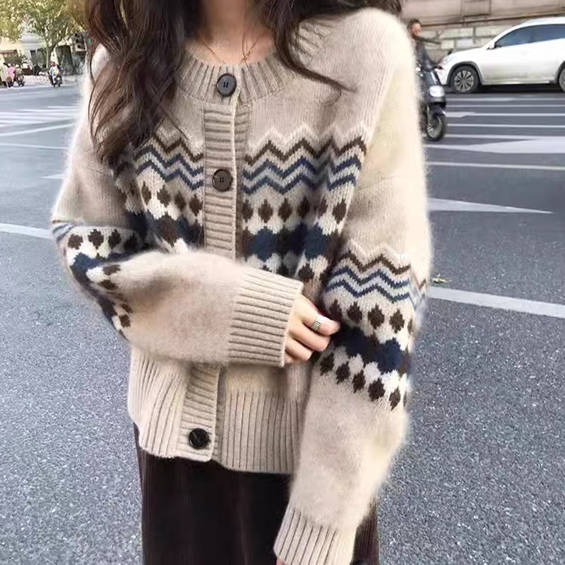 Loose spring and autumn coat knitted cardigan for women