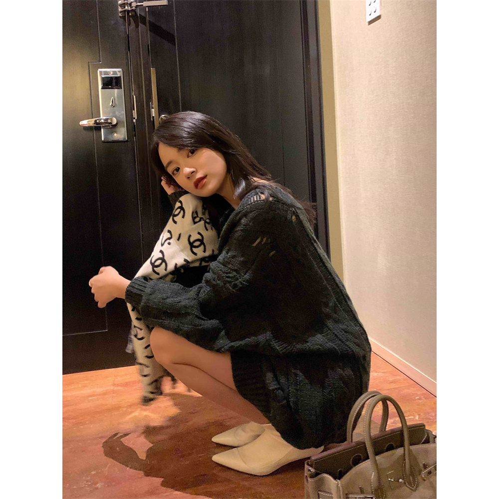 Korean style thick loose sweater Casual lazy shorts a set