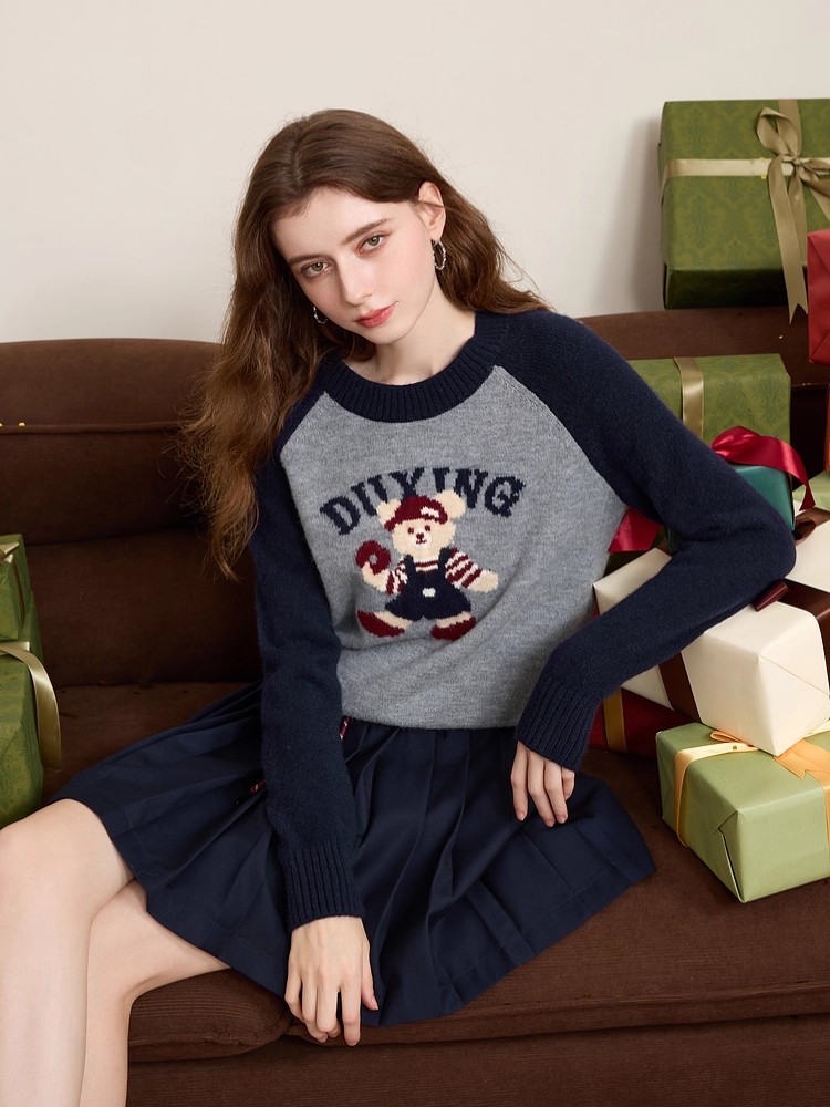 Mixed colors round neck spring jacquard raglan sleeve sweater