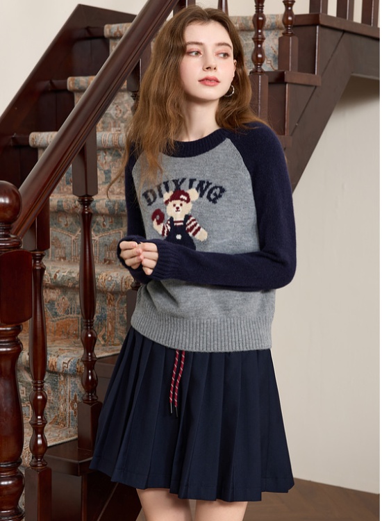 Mixed colors round neck spring jacquard raglan sleeve sweater