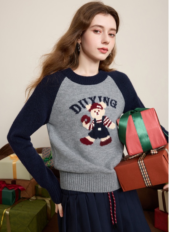 Mixed colors round neck spring jacquard raglan sleeve sweater
