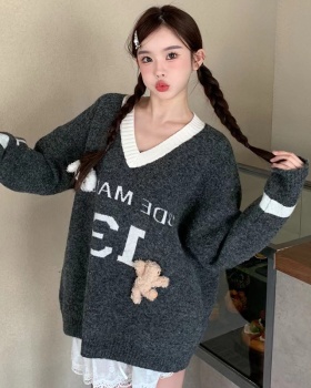 V-neck loose slim tops autumn and winter lazy sweater