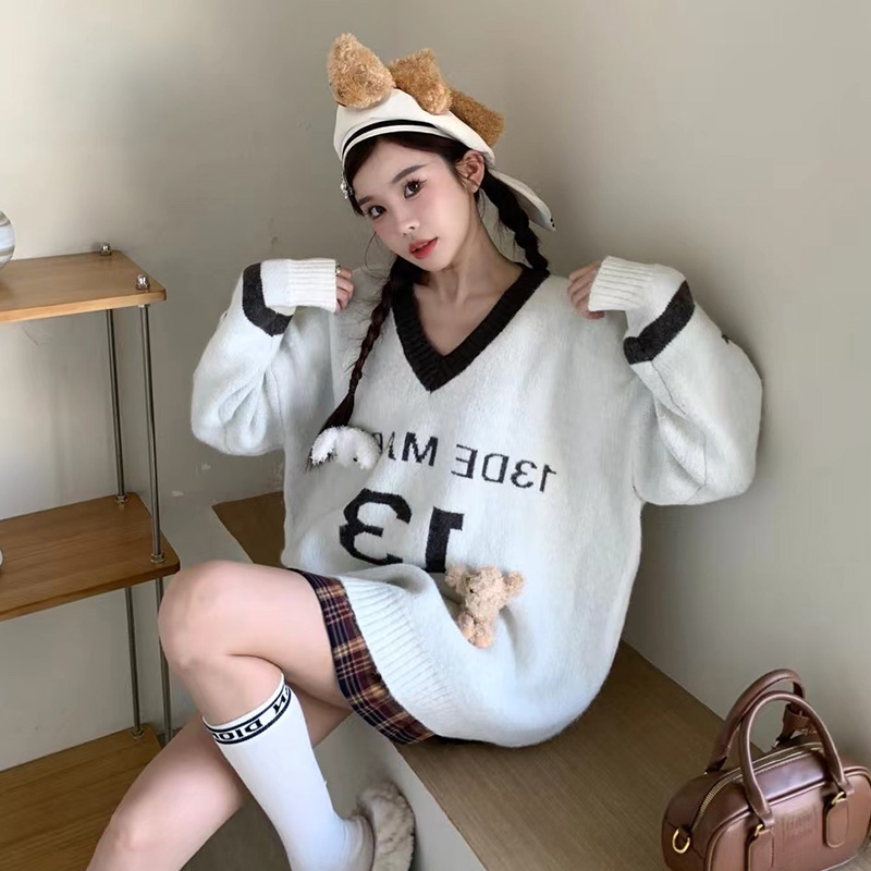 V-neck loose slim tops autumn and winter lazy sweater