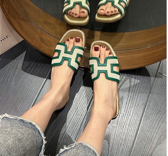 Sandy beach mixed colors summer travel vacation slippers